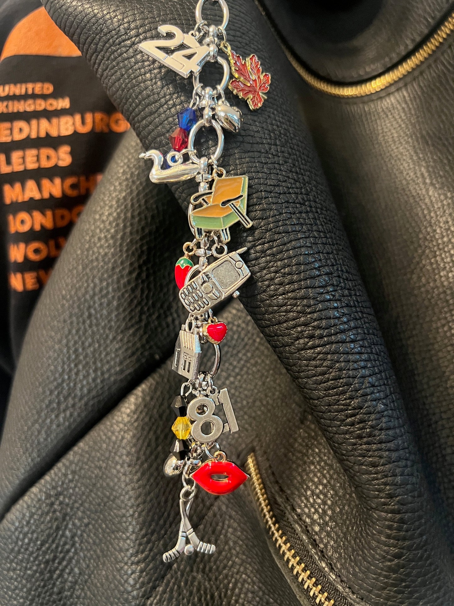 Kindle/Bag charm| Keychain, purse accessory, Hockey Romance